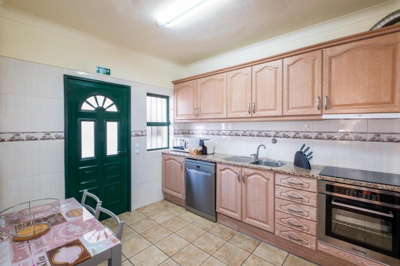Villa Sequeira - Private Pool - Free Wifi - By Bedzy Albufeira Dış mekan fotoğraf