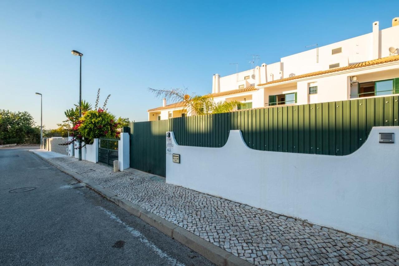 Villa Sequeira - Private Pool - Free Wifi - By Bedzy Albufeira Dış mekan fotoğraf