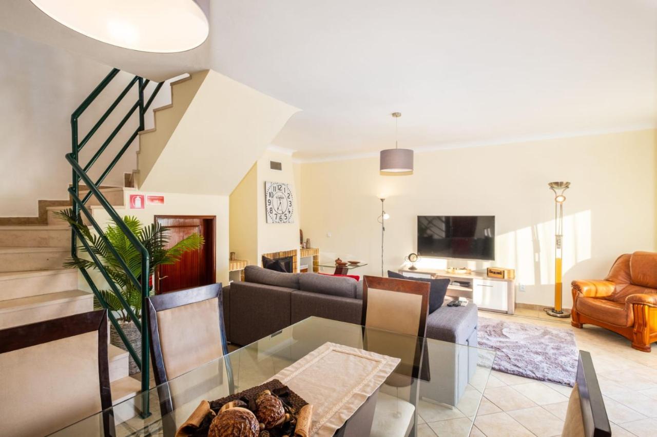 Villa Sequeira - Private Pool - Free Wifi - By Bedzy Albufeira Dış mekan fotoğraf